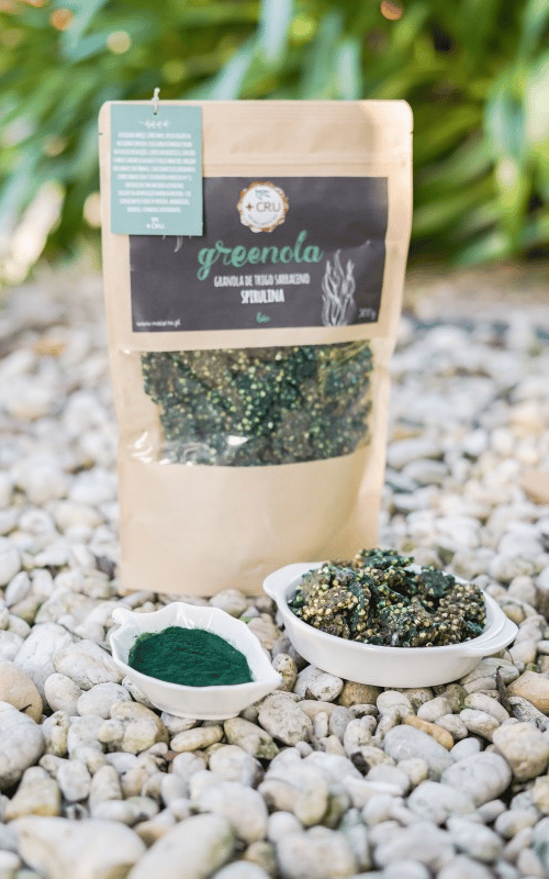 Greenola com Spirulina, com ingredientes biológicos, alimentação vegan e vegetariana