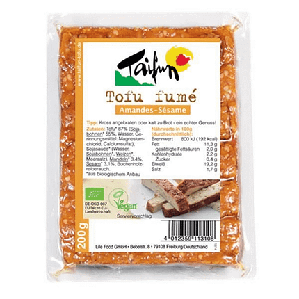 Tofu Fumado com Amêndoas e Sésamo, com ingredientes biológicos, adequado para vegans